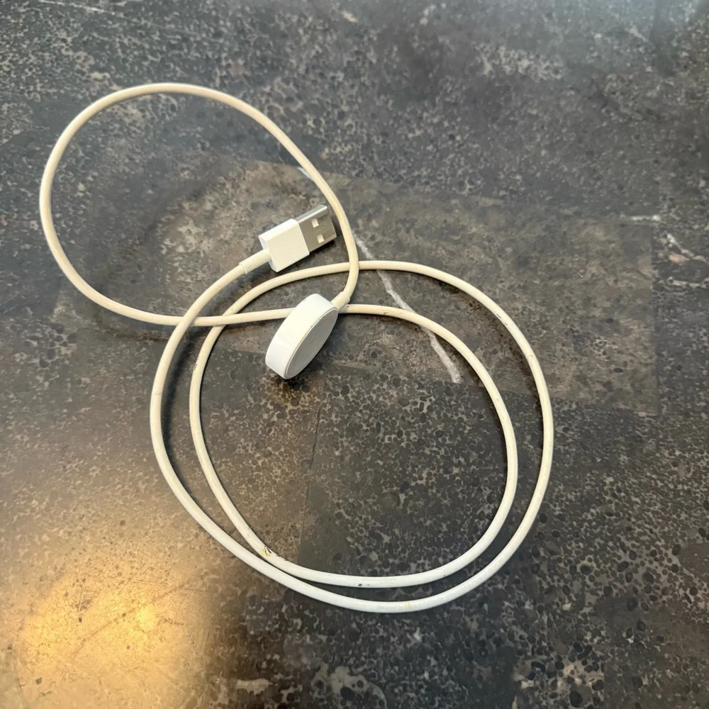 Apple charger bundle